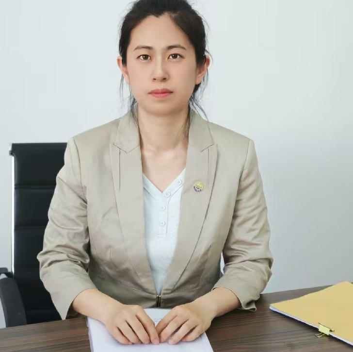 张冬雪  工商管理专业教师