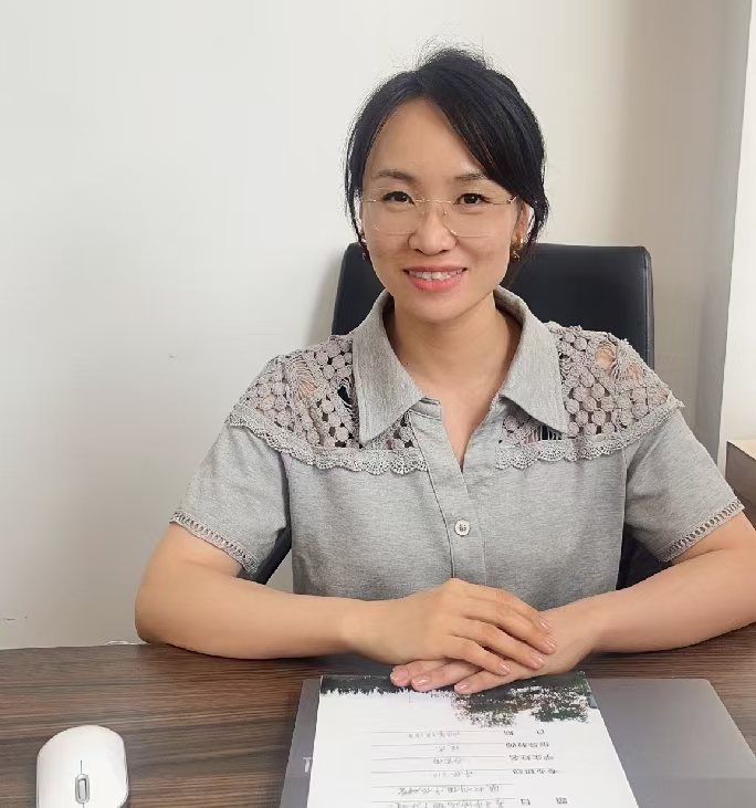 李颖  9428cn太阳集团资产评估专业教师