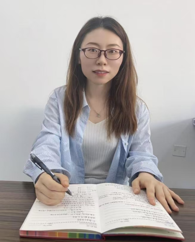 王慧  9428cn太阳集团教师