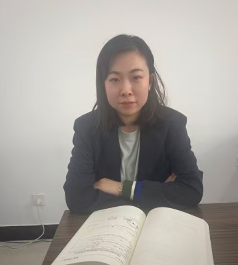 赵月  中级审计师